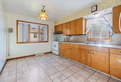 103 4th St, Kenyon, MN 55946 photo 8
