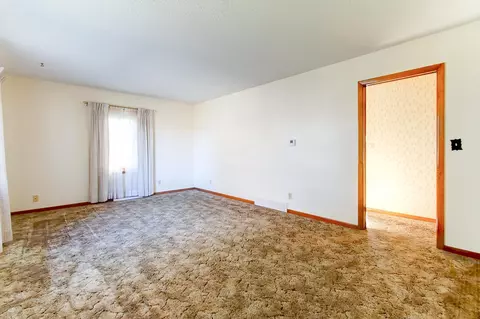 103 4th St, Kenyon, MN 55946 photo 5