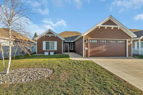 114 Weeping Willow Cir, Waite Park, MN 56387