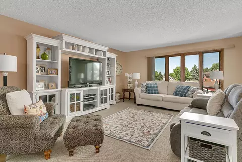 2598 Stearns Way, Saint Cloud, MN 56303 photo 7