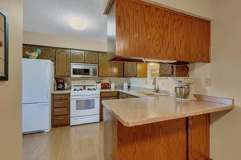 2598 Stearns Way, Saint Cloud, MN 56303 photo 12