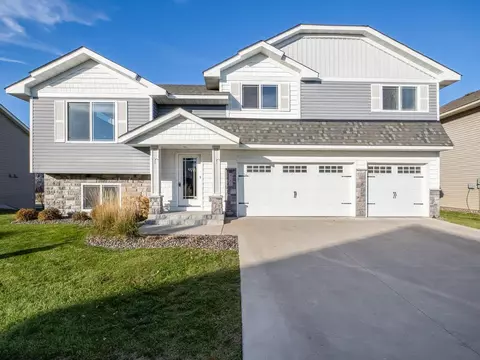4381 122nd Cir NE, Blaine, MN 55449