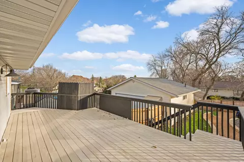 5923 Gumwood Rd, Mound, MN 55364