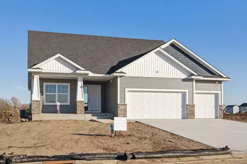 17732 Embers Ave, Lakeville, MN 55044
