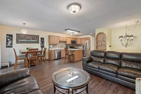 3661 Denmark Ave, Eagan, MN 55123
