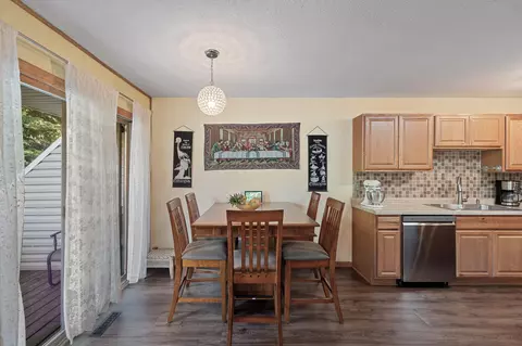 3661 Denmark Ave, Eagan, MN 55123 photo 9