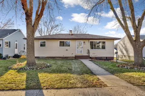 1208 S Washington St, New Ulm, MN 56073