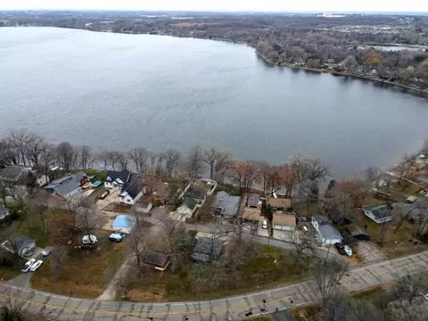 3096 Fairview Rd SW, Prior Lake, MN 55372