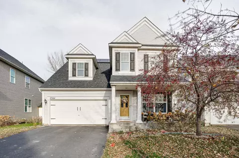 2364 Molnau Ct, Chaska, MN 55318