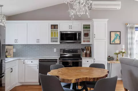 Kitchen - 18573 Mcfarland Rd, Brainerd, MN 56401 photo 2 of 3