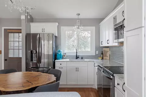 Kitchen - 18573 Mcfarland Rd, Brainerd, MN 56401 photo 3 of 3