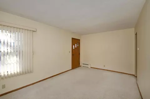 828 2nd St SW, Faribault, MN 55021 photo 4