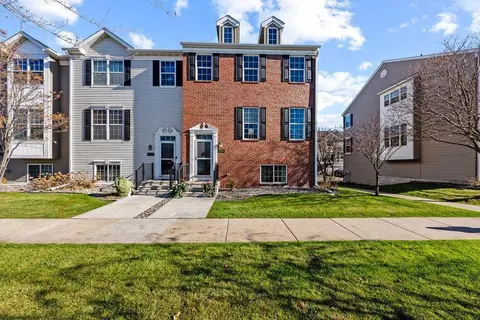 1729 Crossings Blvd, Shakopee, MN 55379