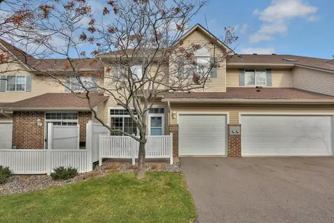 2565 Mallard Dr, Woodbury, MN 55125