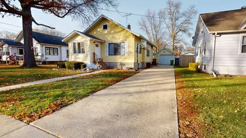 615 6th St E, Albert Lea, MN 56007