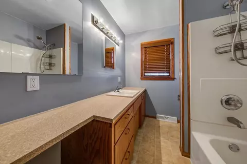 620 Tatepaha Blvd, Faribault, MN 55021 photo 27