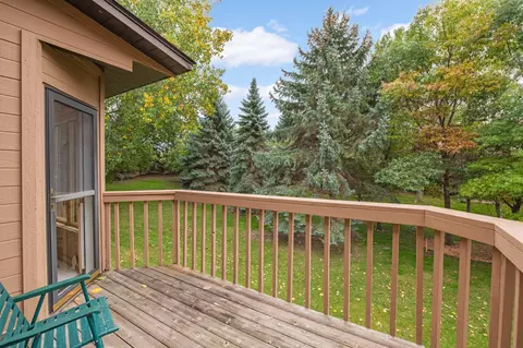 13303 Huntington Cir, Apple Valley, MN 55124