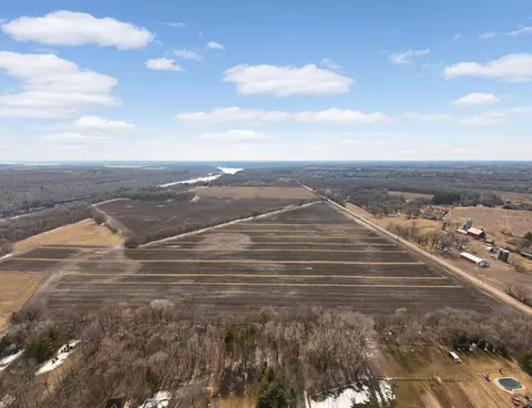Nnn Arcola Trail N, Stillwater, MN 55082