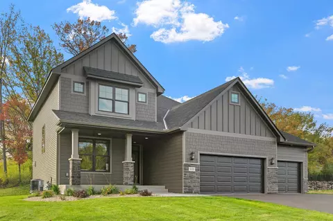 410 Tessier Ct, Vadnais Heights, MN 55127