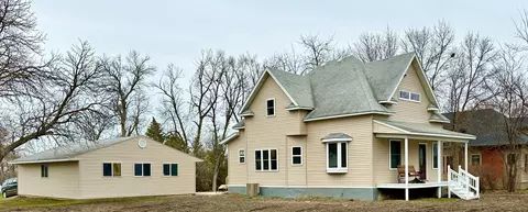402 E Hughes St, Tyler, MN 56178