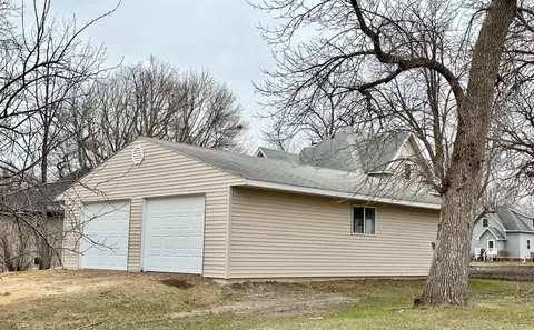 402 E Hughes St, Tyler, MN 56178 photo 29