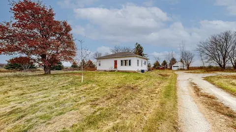 16403 County Highway 34, Dodge Center, MN 55927