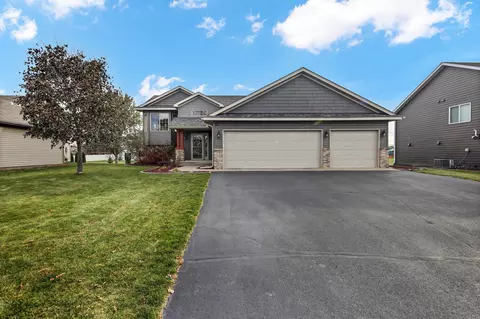 536 Elena Ln, Saint Joseph, MN 56374
