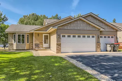14326 Eagle St NW, Andover, MN 55304