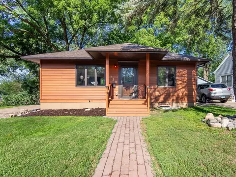4720 Upland Crst NE, Columbia Heights, MN 55421