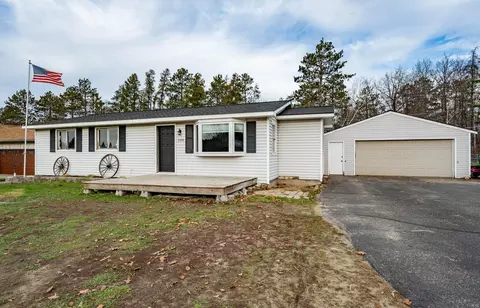 105 NE 20th St, Grand Rapids, MN 55744