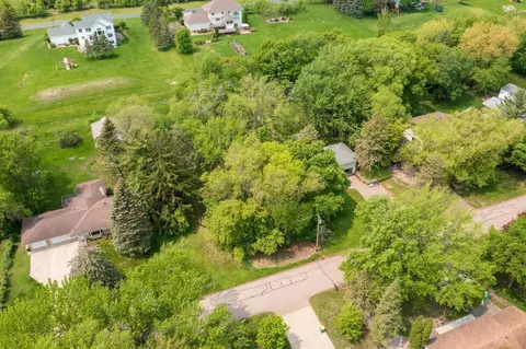 47 Hackberry Hl, Orono, MN 55356