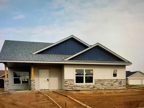 161 Gateway Pkwy, Osceola, WI 54020
