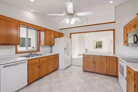 944 106th Ave NW, Coon Rapids, MN 55433 photo 17