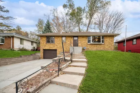 1914 Glenwood Pkwy, Golden Valley, MN 55422