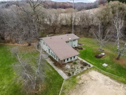 n8322 Wisconsin 79, Boyceville, WI 54725
