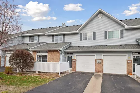 13487 Carmody Dr, Eden Prairie, MN 55344
