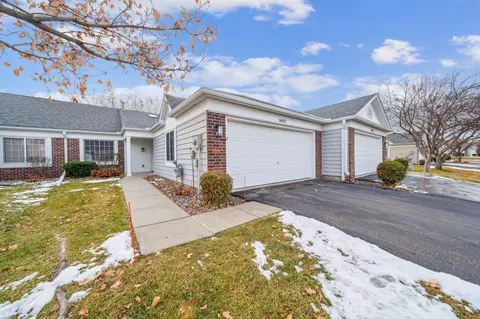 6801 Fremont Ln, Woodbury, MN 55125