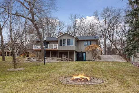 1119 Lewis Ave SW, Hutchinson, MN 55350