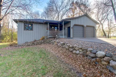3215 North Ave, Northfield, MN 55057