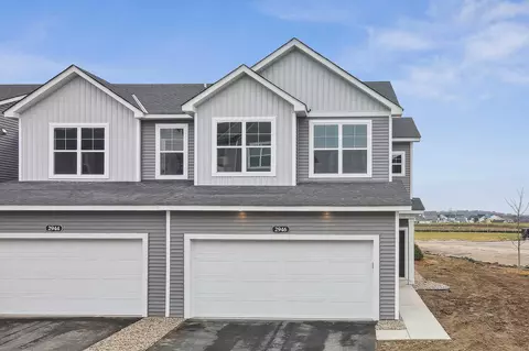 4747 Cottongrass Ln, Minnetrista, MN 55331