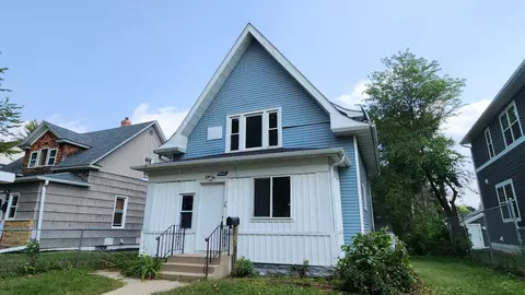 3642 Girard Ave N, Minneapolis, MN 55412