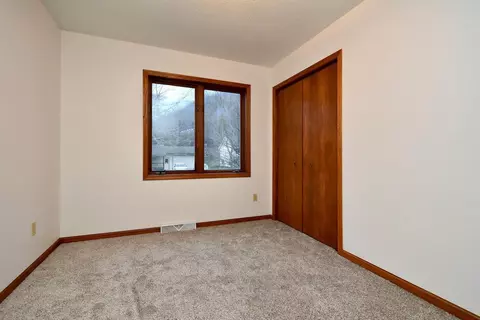 1225 48th Ave, Goodview, MN 55987 photo 16