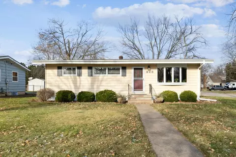 923 Summer St, Hudson, WI 54016