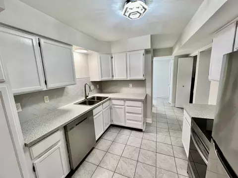 1011 124th Cir NW, Coon Rapids, MN 55448