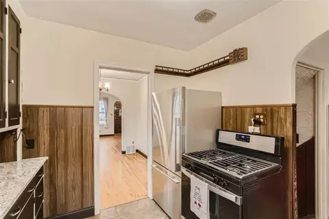 2101 E 33rd St, Minneapolis, MN 55407 photo 10