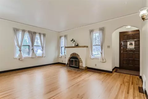 2101 E 33rd St, Minneapolis, MN 55407 photo 6