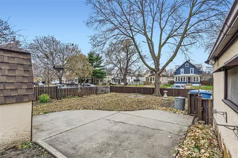 2101 E 33rd St, Minneapolis, MN 55407 photo 5