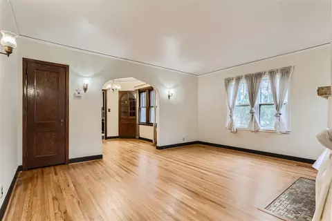 2101 E 33rd St, Minneapolis, MN 55407 photo 7