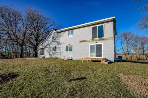 49132 Hillview Dr, Parkers Prairie, MN 56361
