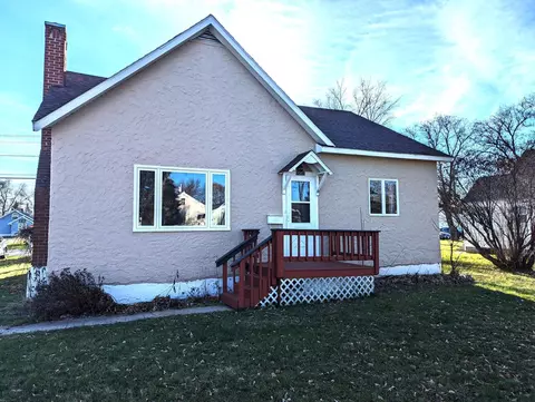 1001 10th St, International Falls, MN 56649